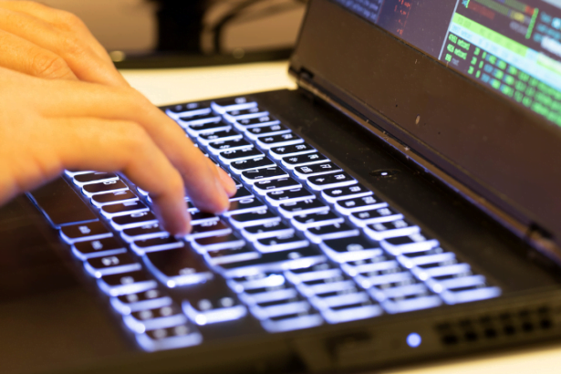 Advogado especialista em golpe na internet