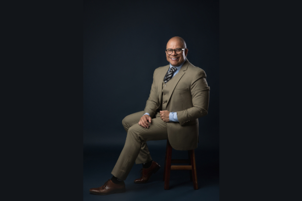 Dr. Gilberson Wanderley Silva explica como a mamoplastia redutora vai além da estética e promove mais conforto e qualidade de vida.