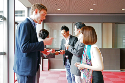 Luciano Guimaraes Tebar analisa como a economia quântica promete transformar o futuro das finanças globais.