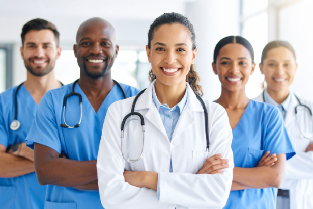 Instituto IBDSocial explora como a gestão humanizada pode gerar resultados mensuráveis e equilibrar eficiência e acolhimento no serviço público.