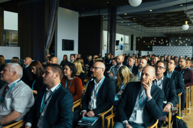 Descubra estratégias práticas para que sua instituição destaque resultados reais e propósito na Bett Brasil — conteúdo por Sérgio Bento De Araújo.