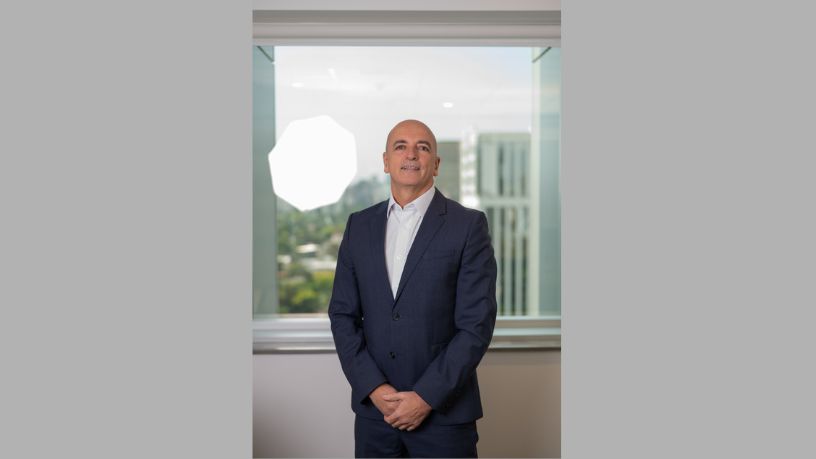 Por que os investimentos estão mudando no Brasil? 1 Pedro Daniel Magalhães